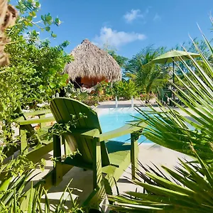  Frühstückspension The Octopus Tropical Oasis
